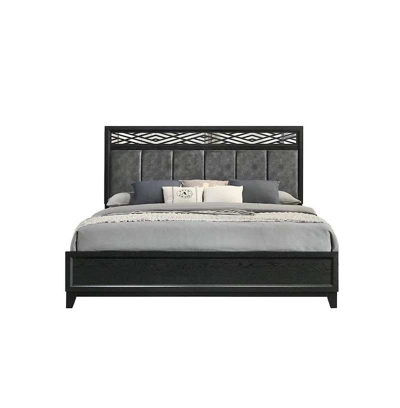 New Classic Furniture Obsidian Wood Queen Bed