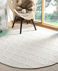 Lauren Ralph Lauren Millie LRL6310A Ivory and Ivory 6' X 6' Round Area Rug