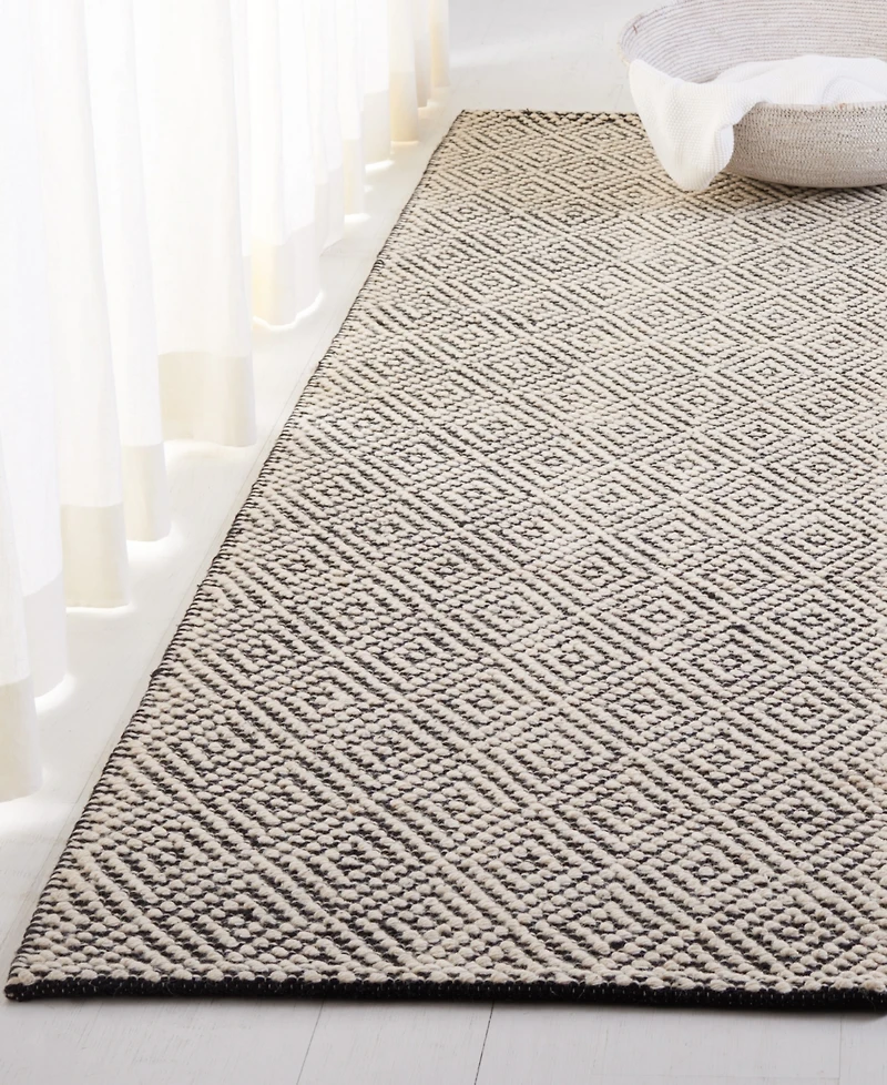 Lauren Ralph Lauren Eleanora LRL6503B Black and Cream 2'3" X 8' Runner Area Rug