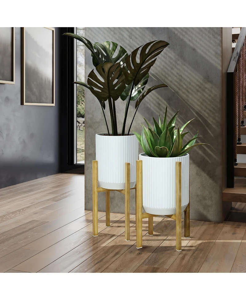LuxenHome 2-Pc Textured Round White Metal Cachepot Planters with Gold Stands