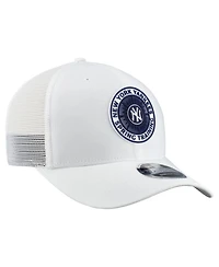 New Era Men's White New York Yankees 2026 Spring Training Fan Pack 9SEVENTY Adjustable Trucker Hat