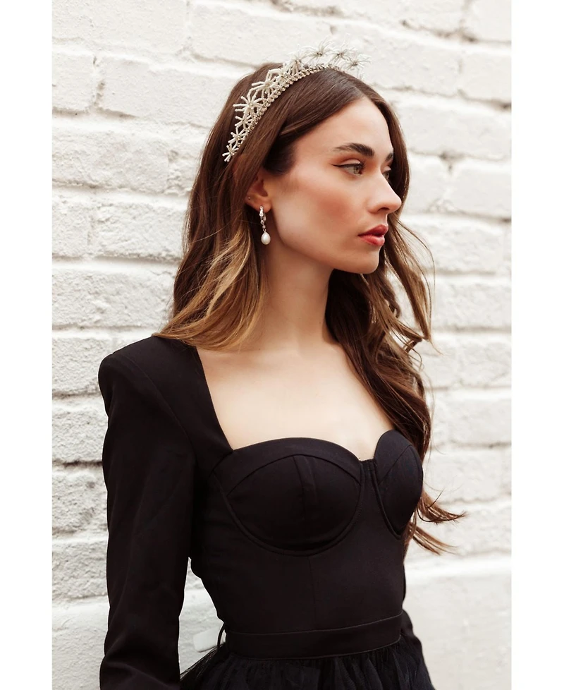 Untamed Petals Women's Braxton Hoop