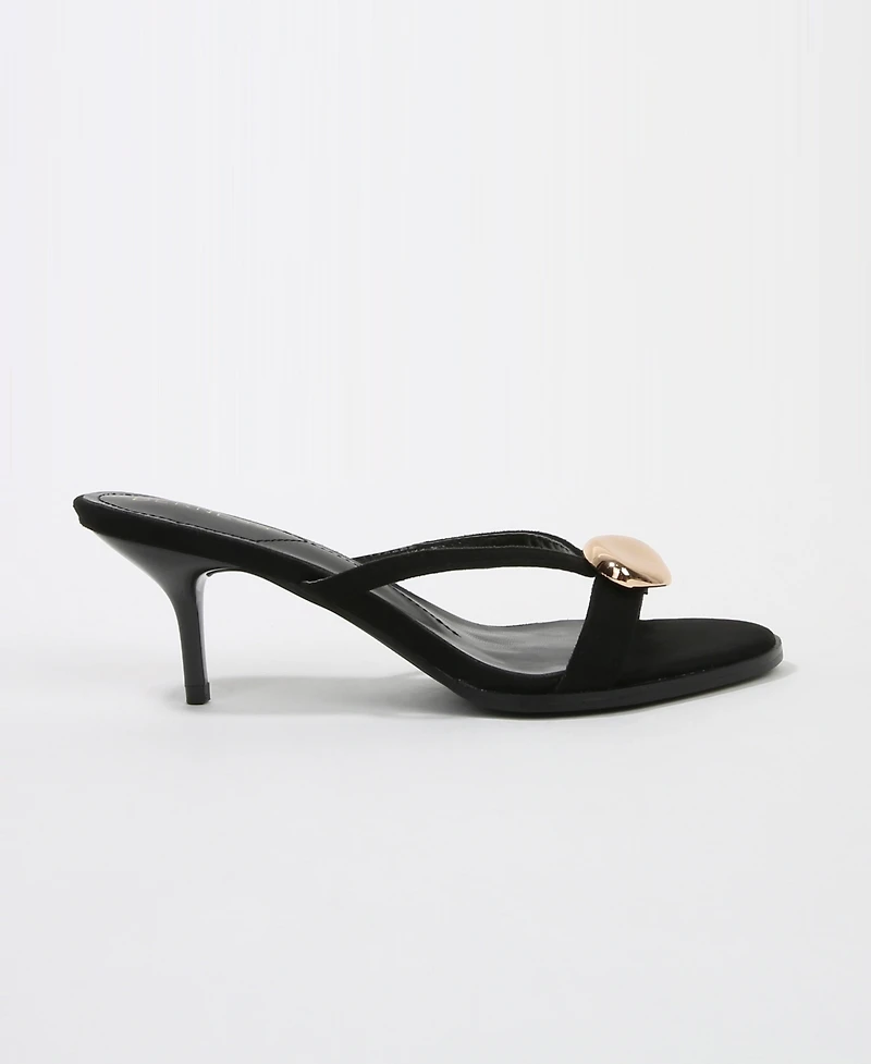 Berness Women's Royalty Kitten Heel Thong Sandal