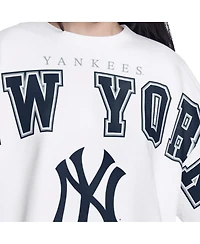 G-iii 4Her by Carl Banks Women's White New York Yankees Bleachers Cropped Pullover Sweatshirt