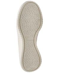 Skechers Women's Wilshire Blvd