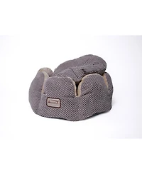 Armarkat 18 Inch Flower Pet Bed w Cushion