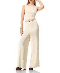 Ivonne Women's Sleeveless Round Neck Top