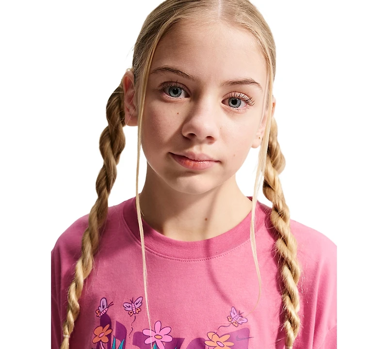 Nike Sportswear Girls' Short-Sleeve T-Shirt