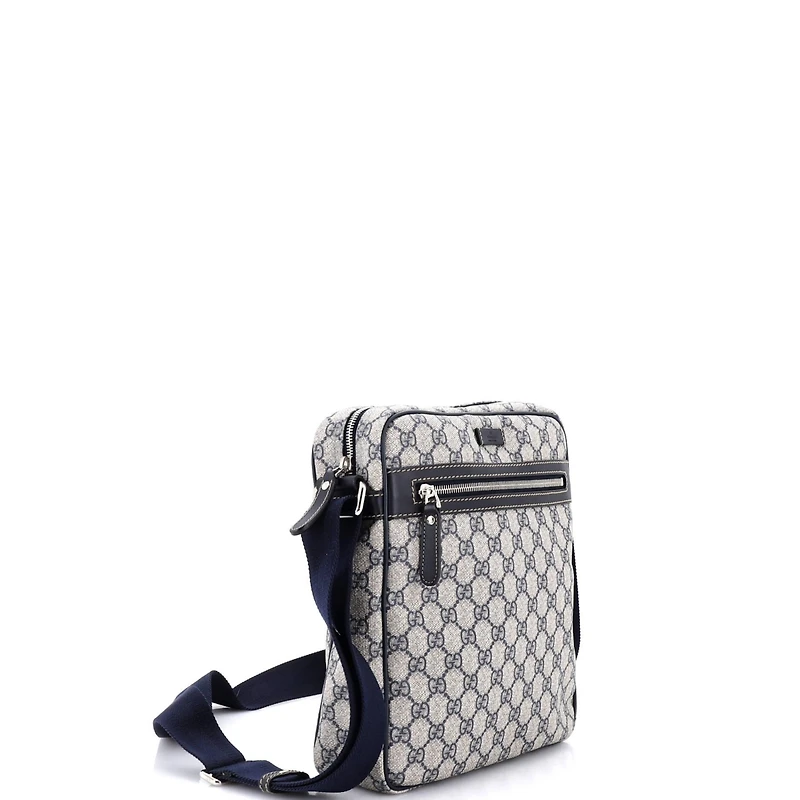 Pre-Owned Gucci Medium Front Zip Messenger Gg Coated Canvas