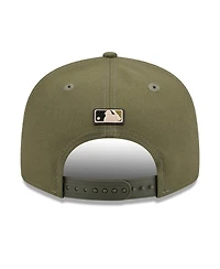New Era Men's Olive New York Mets 2026 Armed Forces Day 9FIFTY Snapback Hat