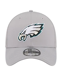 New Era Men's Gray Philadelphia Eagles Perforated 39THIRTY Flex Hat
