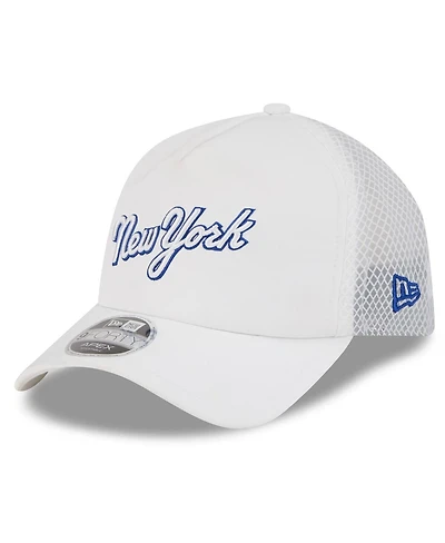 New Era Men's White New York Mets 2026 Batting Practice Apex 9FORTY Adjustable Trucker Hat