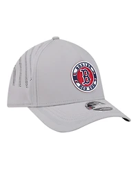 New Era Men's Gray Boston Red Sox Patch 39THIRTY A-Frame M-Crown Perforated Flex Hat