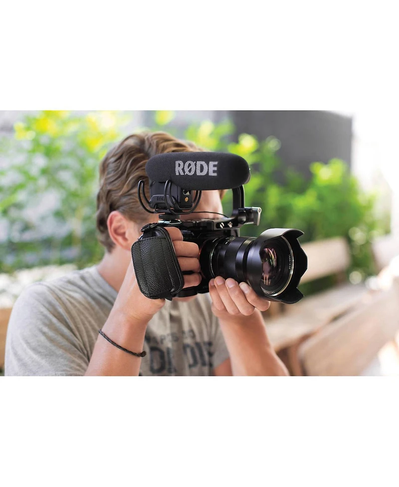 Rode VideoMic Pro Directional On-Camera Microphone with Rycote Lyre Shockmount