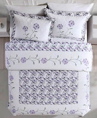 Beatrice Home Fashions Carnation Embroidered Bedspread, Twin