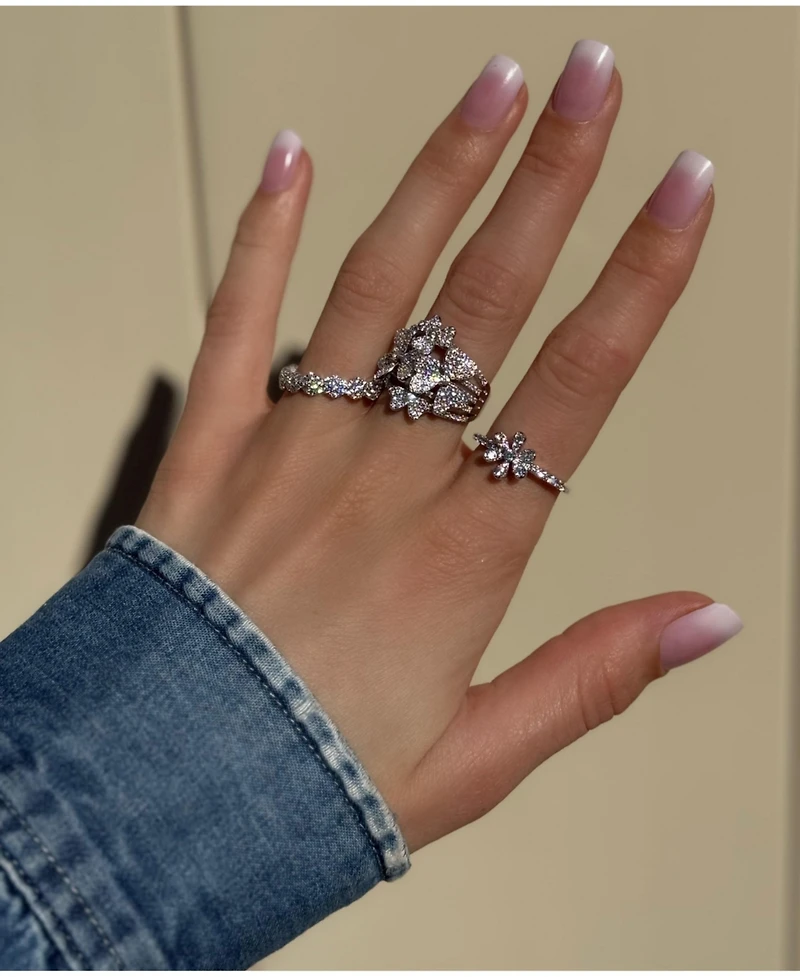 Suzy Levian Sterling Silver White Cubic Zirconia Flower Ring