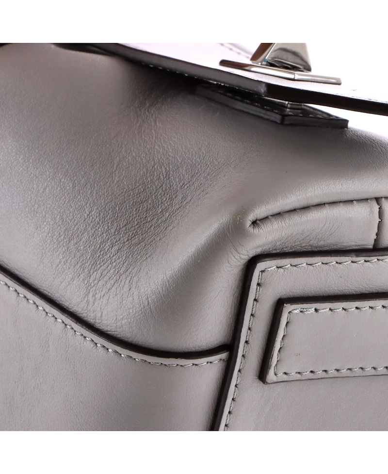 Pre-Owned Givenchy Small Antigona Soft Bag Leather
