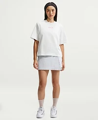 Nike Sportswear Classic Women's Short-Sleeve Loose T-Shirt