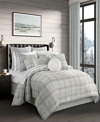 J Queen New York Alejandro Plaid 4-Piece Comforter Set, California King
