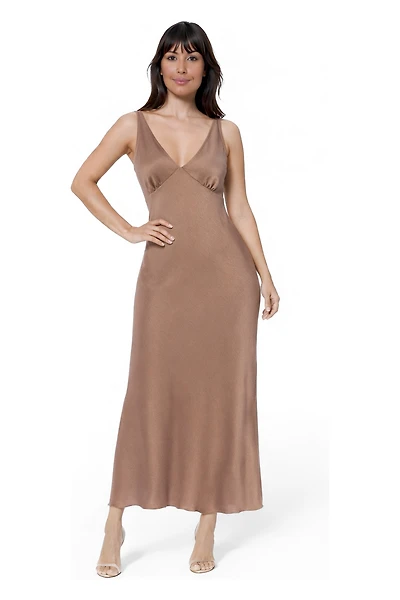 Bebe Women's Ceycrepe Satin V-Neck Sleeveless Maxi Dress