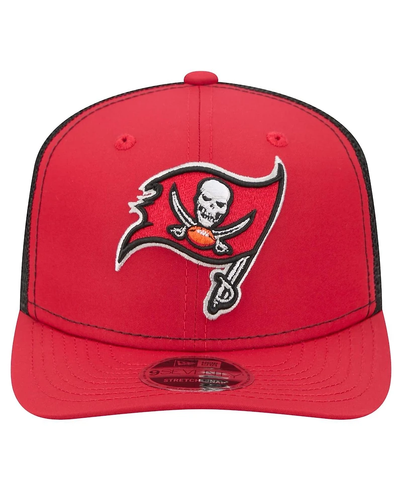 New Era Men's Red Tampa Bay Buccaneers 9SEVENTY Trucker Adjustable Hat