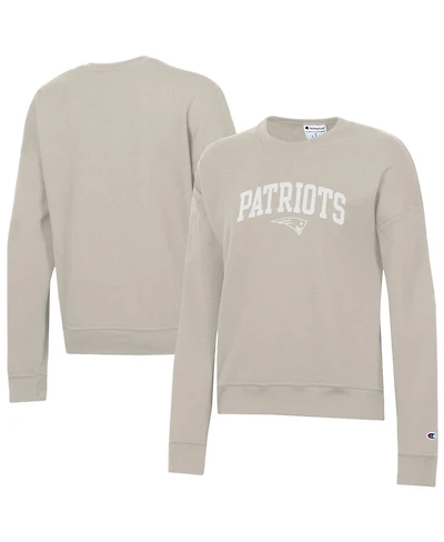 Champion Women's Light Brown New England Patriots Powerblend Cocoa Butter Fleece Sweatshirt