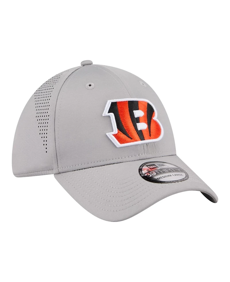 New Era Men's Gray Cincinnati Bengals Perforated 39THIRTY Flex Hat