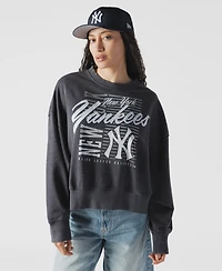 New Era Women's Navy York Yankees Boxy Mineral Wash Dolmen Sleeve Cropped Sweatshirt