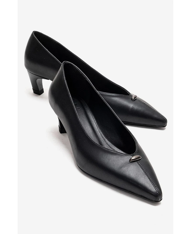 Prologue Shoes Versay Pointed Toe Kitten Heel Pump