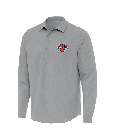 Antigua Men's Gray New York Knicks Exposure Woven Long Sleeve Button-Up Shirt