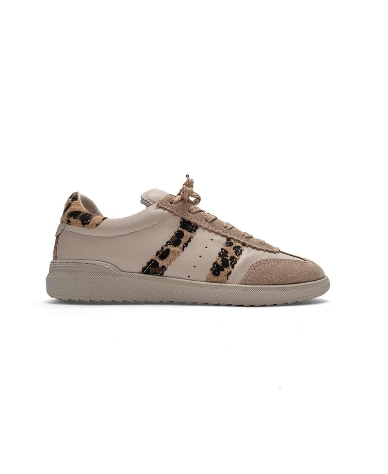 Forever & Always Shoes Women's Ardix Leather Sneaker
