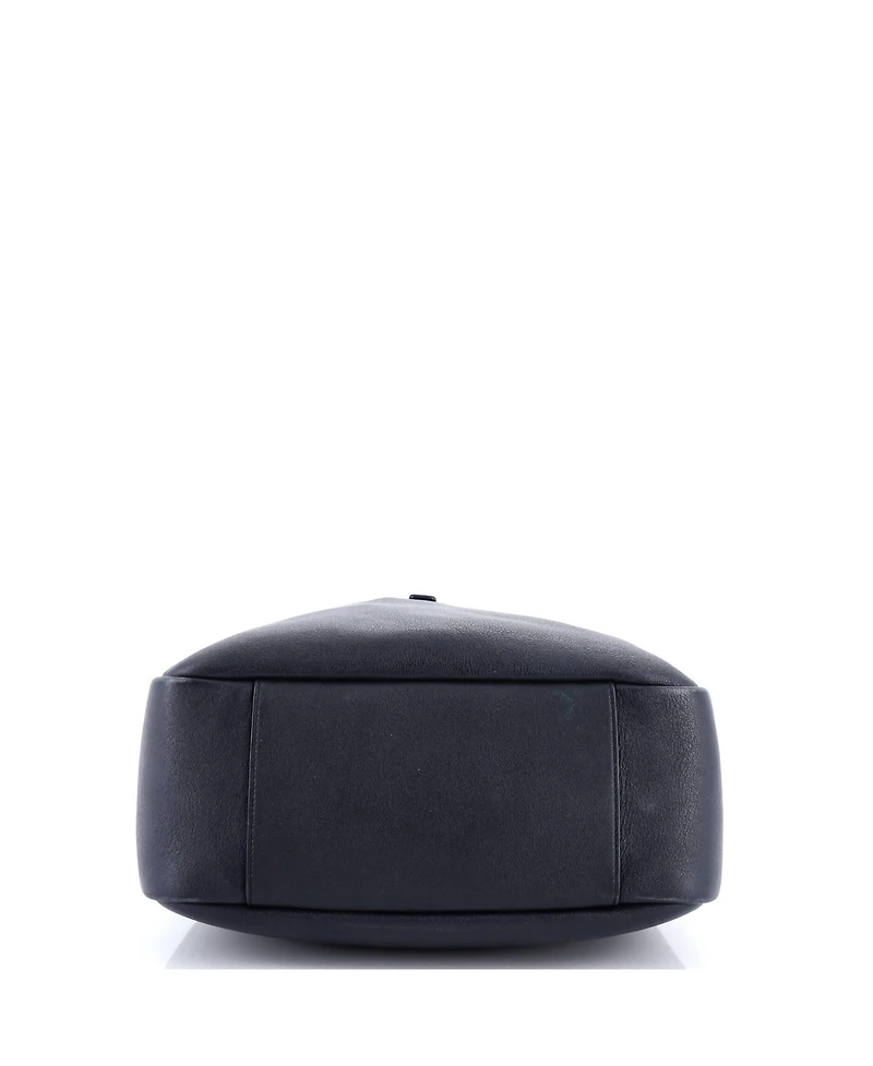 Pre-Owned Saint Laurent Large Le 5 a 7 Supple Hobo Leather