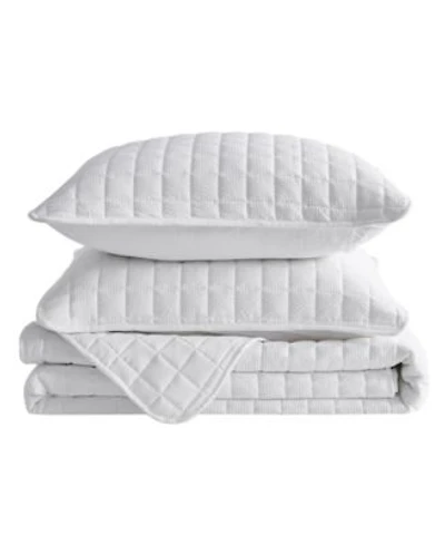 Linery Co. Seersucker Quilt Set With Shams