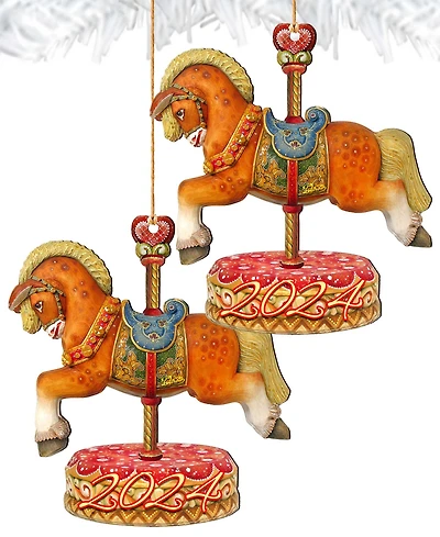 Designocracy Dated Carousel Horse Christmas Wooden Ornaments Holiday Decor Set of 2 G. DeBrekht