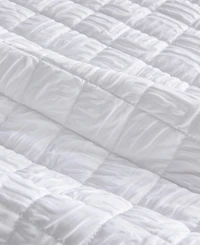 Linery & Co Diamond Textured Quilt Set With Shams