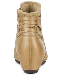 Baretraps Women's Payten Zipper Booties