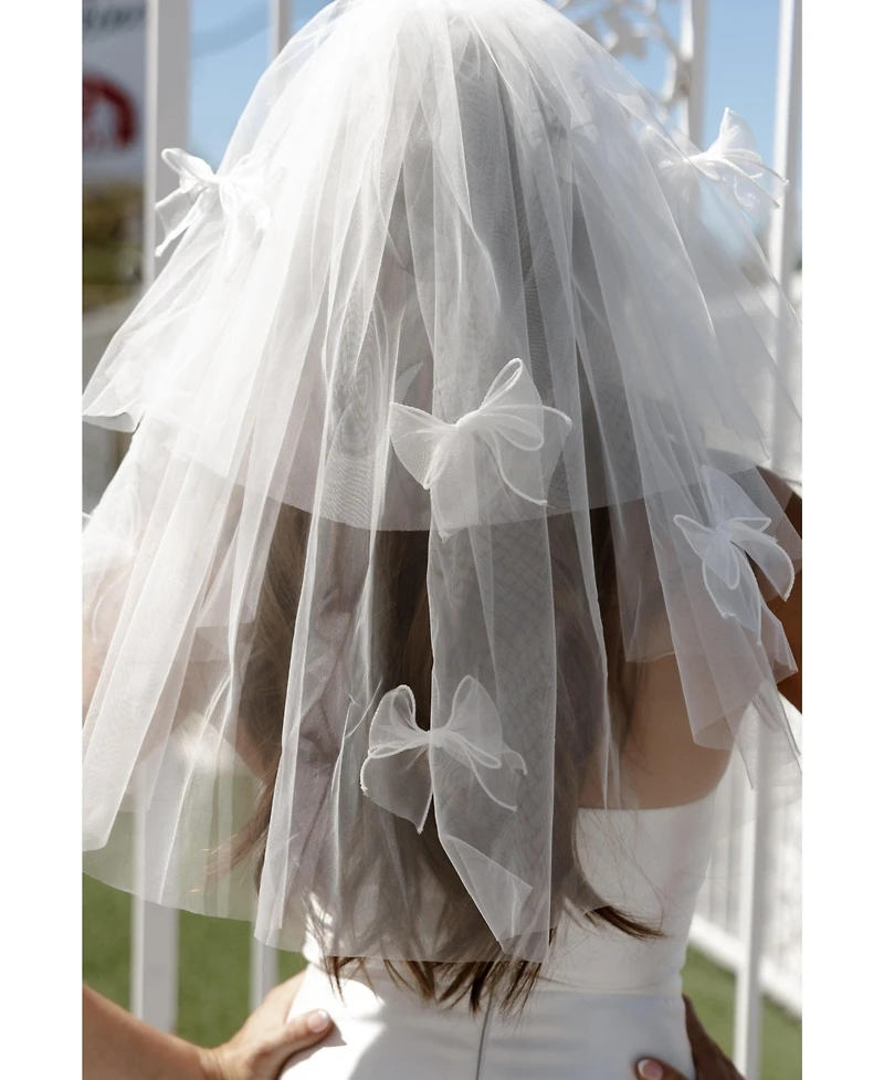 Untamed Petals Women's Tie the Knot Mini Veil