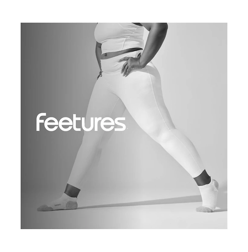 Feetures Men's Elite Max Cushion No Show Tab Ankle Socks - Sport Sock with Targeted Compression - New White