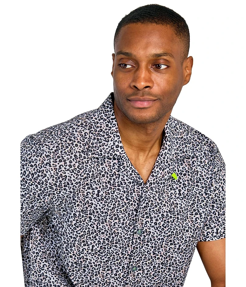 Society of Threads Men's Regular Fit 4-Way Stretch Performance Leopard Print Short Sleeve Button Down