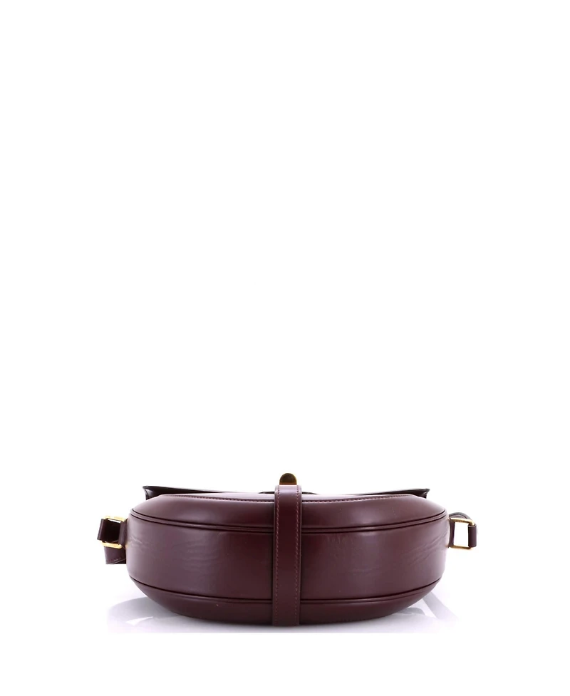 Pre-Owned Celine Medium Besace 16 Bag Smooth Calfskin
