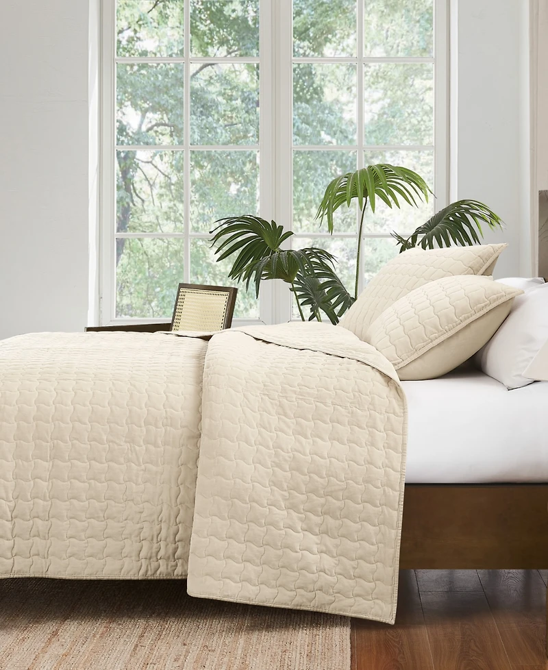 Brooklyn Loom Matte Cotton Velvet Wavy Square 3-Piece Quilt Set, King