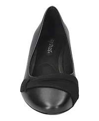 Easy Street Women's Ginnifer Slip-On Pumps