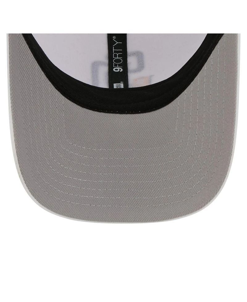 New Era Men's White San Diego Padres Flag 9FORTY Trucker Adjustable Hat