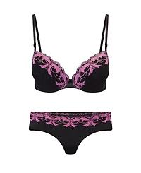 Adore Me Women's Audrina Push Up Plunge Bra