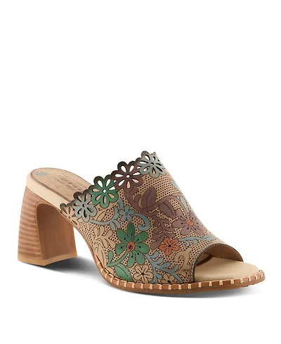 L'Artiste Women's Foxxila Slide with Laser-Cut Detail