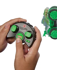 Hot Wheels 1:15 Scale Monster Trucks Mutant Chaos All-Terrain Great Bite Rc Remote-Control Toy