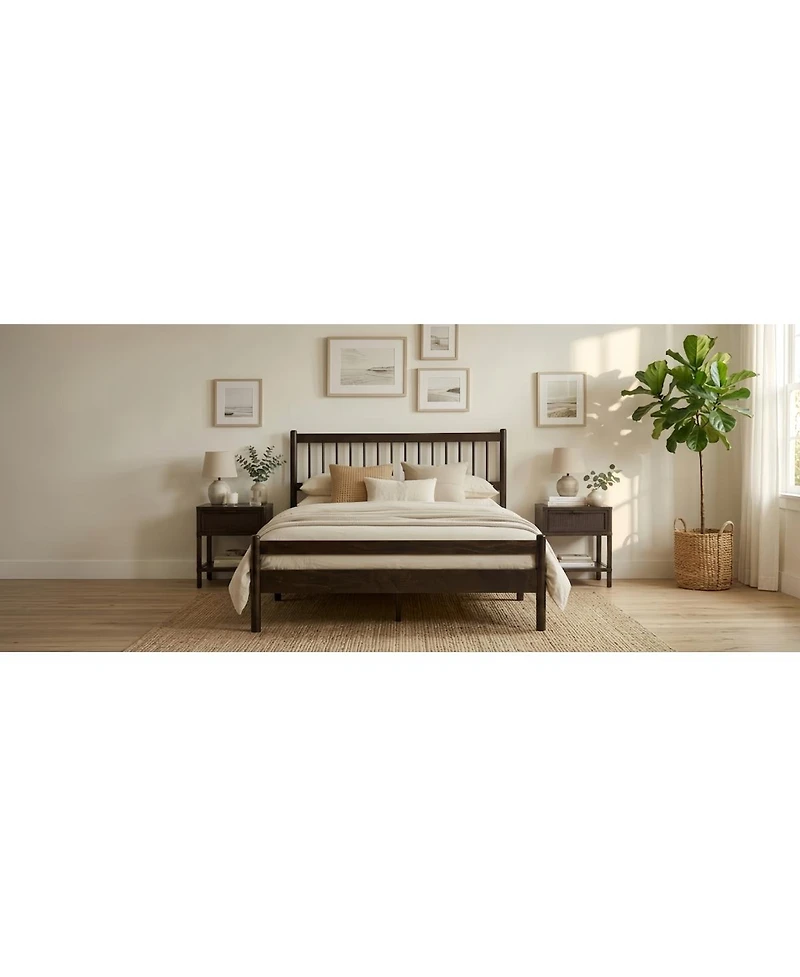 Streamdale Furniture Traditional Queen Size Pinewood Bed with Headboard and Footboard