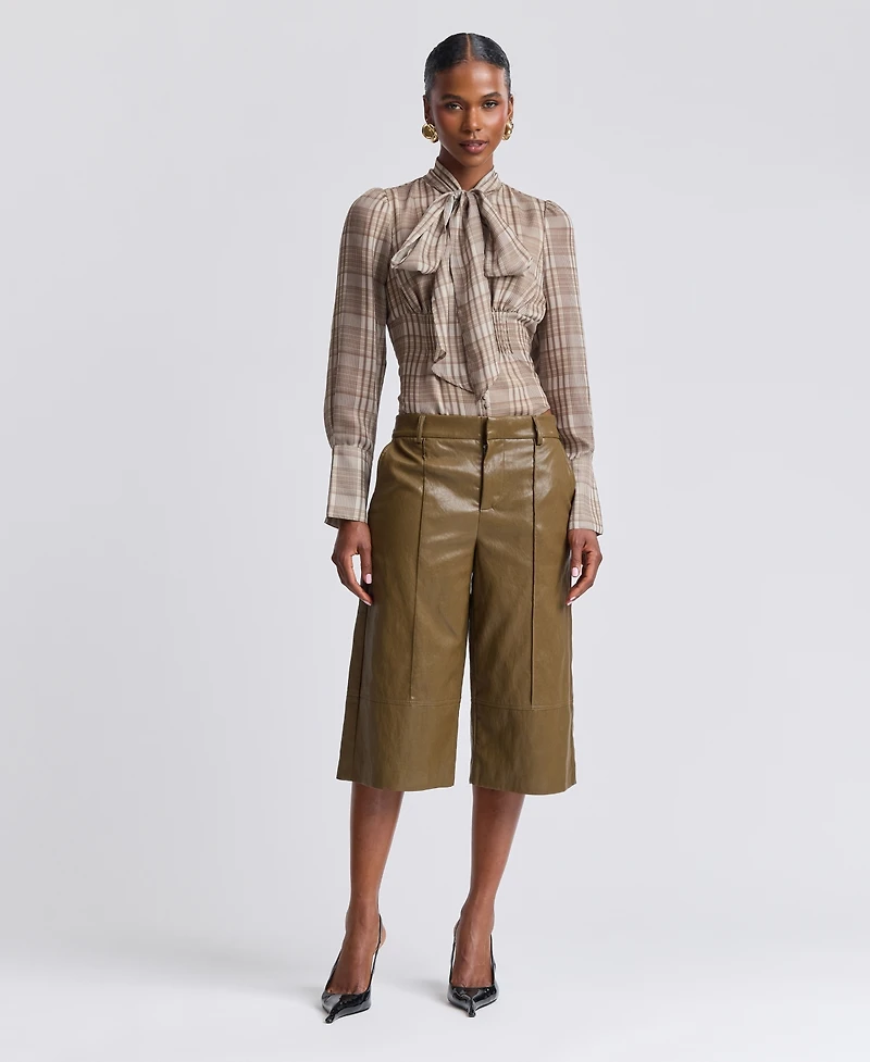 Avec Les Filles Women's Wide-Leg Low-Rise Faux Leather Shorts