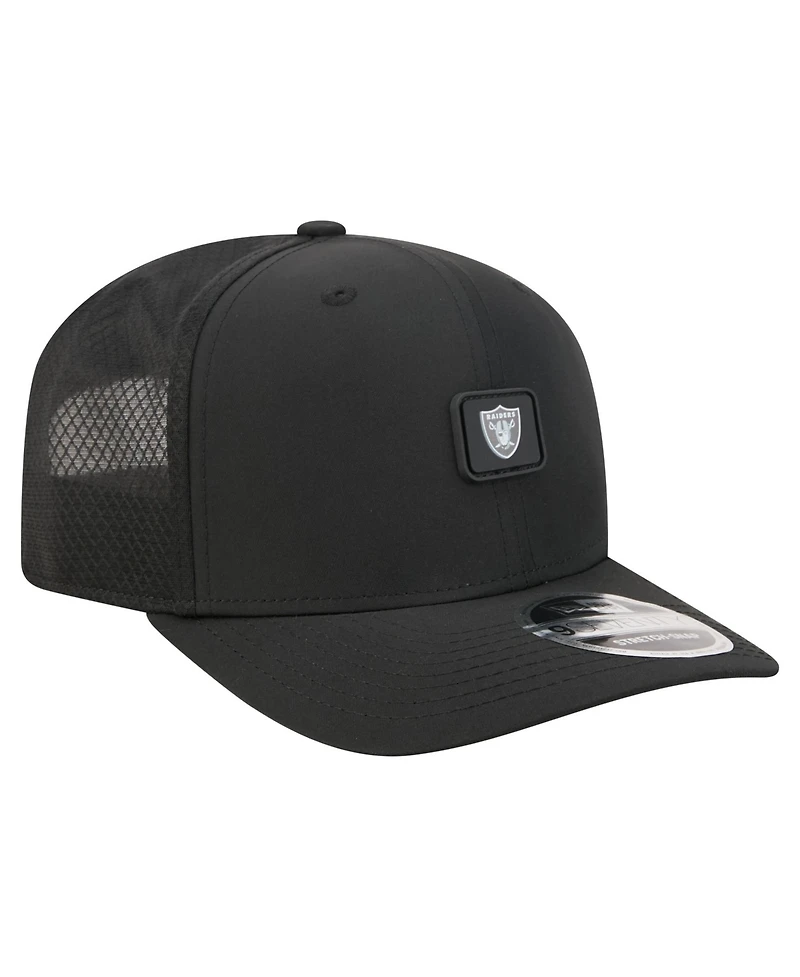 New Era Men's Black Las Vegas Raiders Micro Badge 9SEVENTY Adjustable Hat