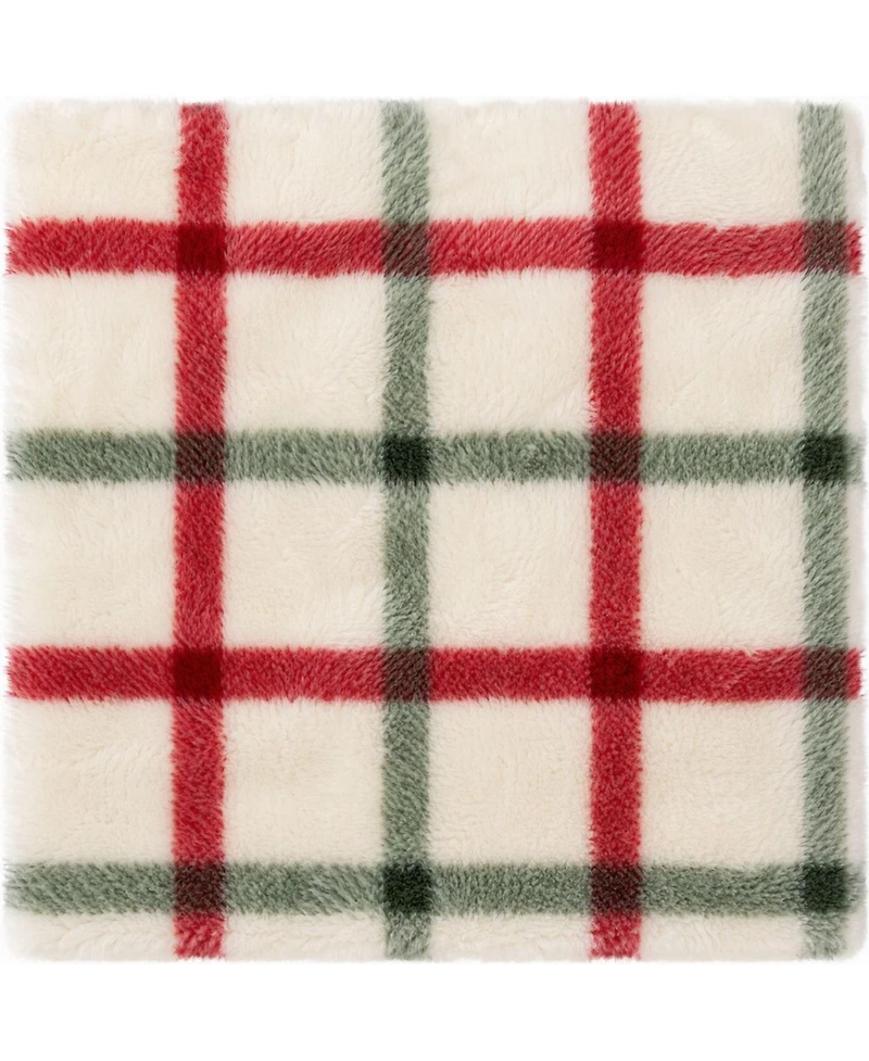 Kate Aurora Holiday Classics Christmas Plaid Oversized & Ultra Plush Accent Throw Blanket